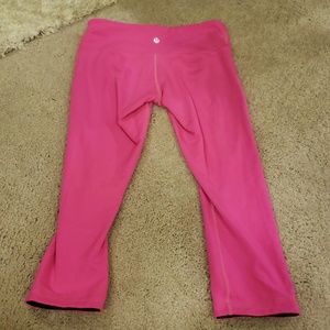 Cropped Lululemon Pink Athletic Leggings